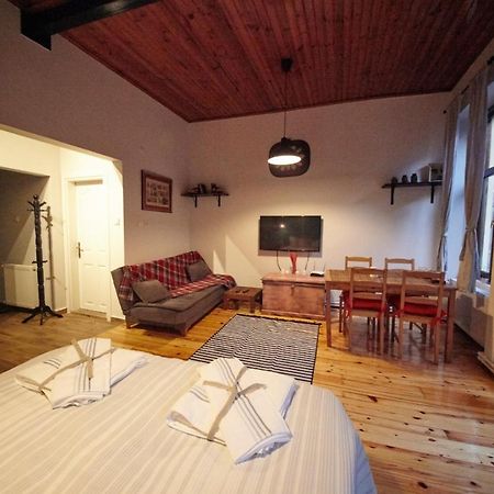 Studio At The Heart Of Taksim Apartment Истанбул Екстериор снимка