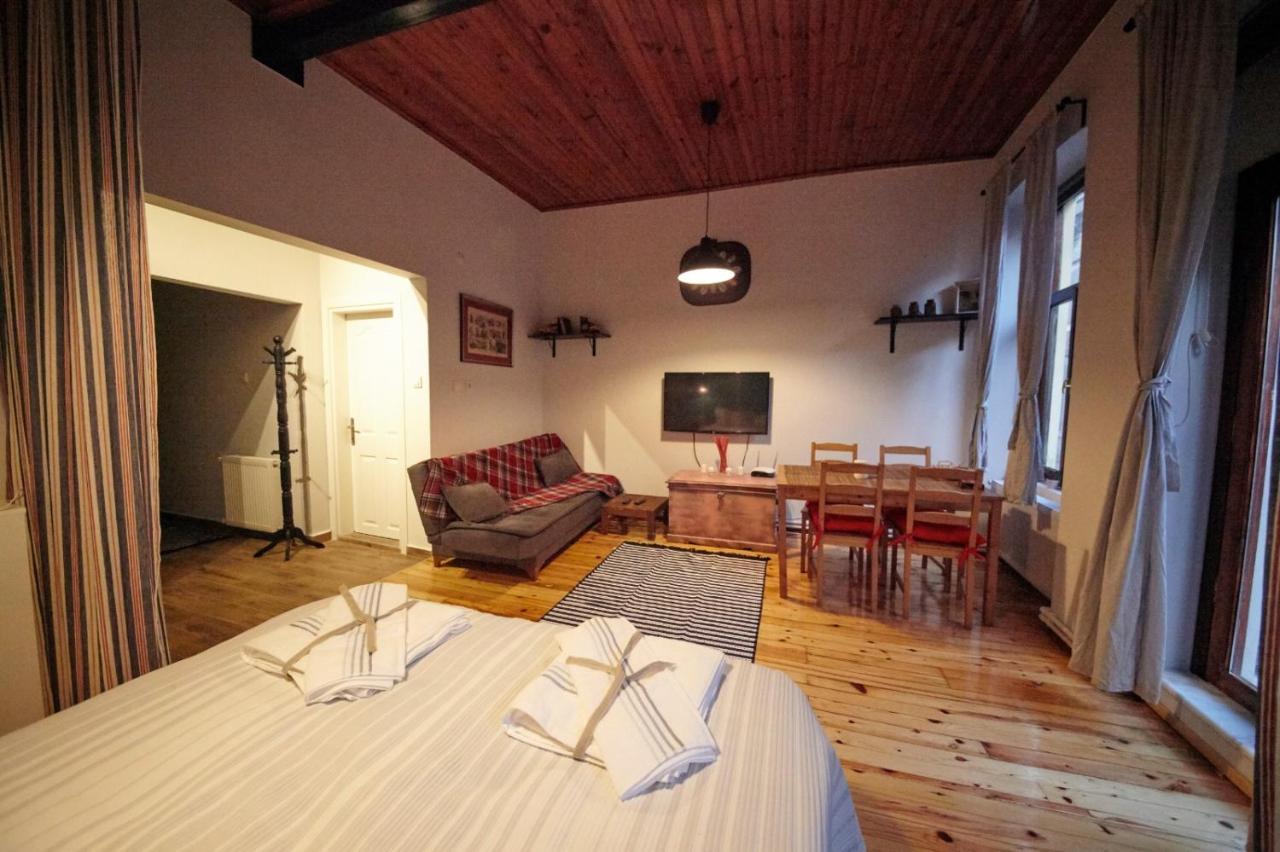 Studio At The Heart Of Taksim Apartment Истанбул Екстериор снимка