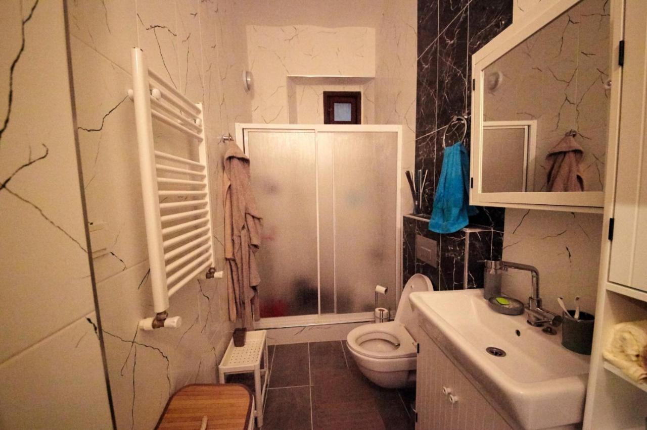 Studio At The Heart Of Taksim Apartment Истанбул Екстериор снимка